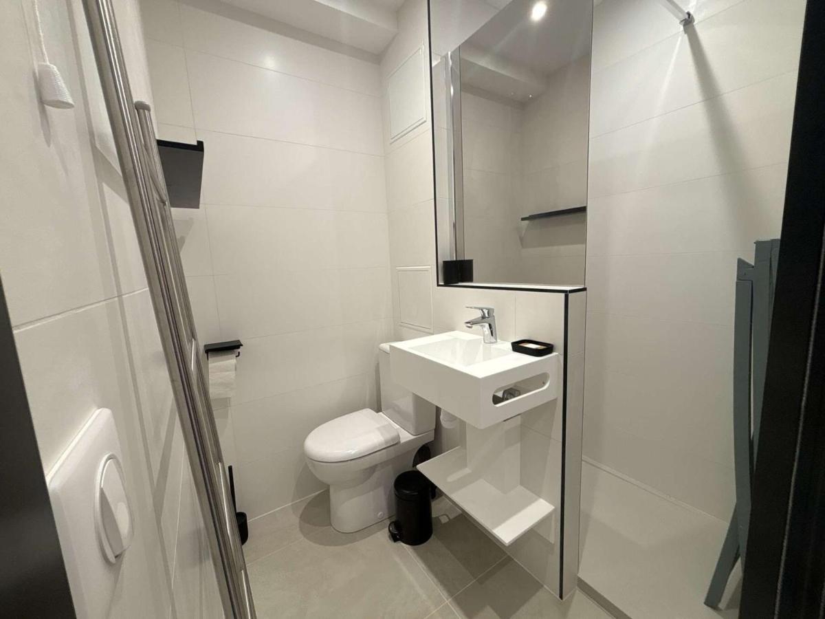 Studio En Bord De Mer A Royan, Parking, Tv, Tout Equipe - Fr-1-494-67 Екстер'єр фото